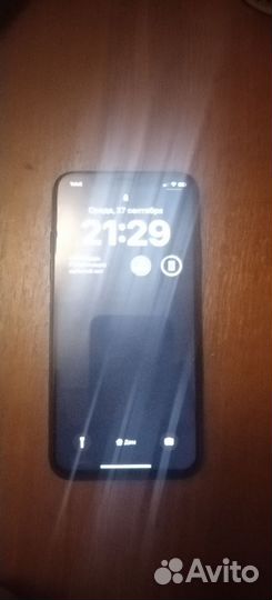 Телефон iPhone 10