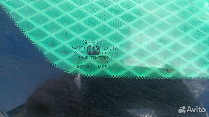 Форточка передняя правая Chevrolet Lumina