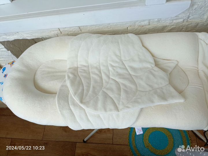 Подушка-позиционер кокон для новорождённых