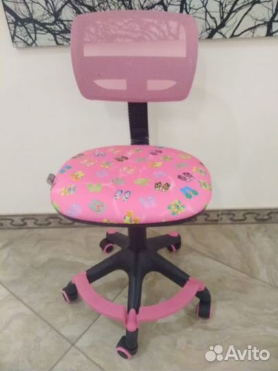 Кресло с подставкой для ног