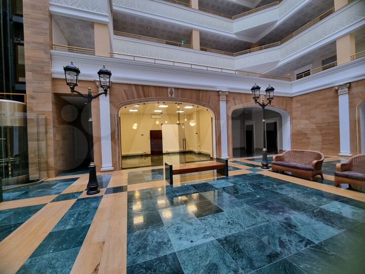 2-к. квартира, 61 м², 2/14 эт.