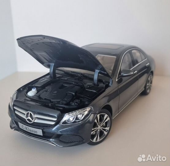 Mercedes C-класс W205 Norev 1/18 седан