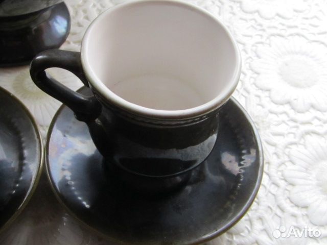 Графин и чашки