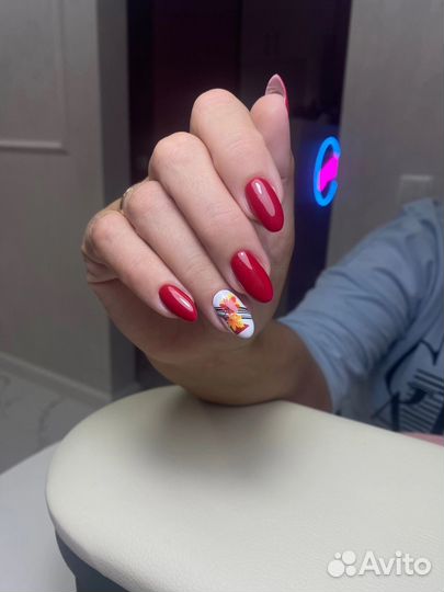 Мастер маникюра