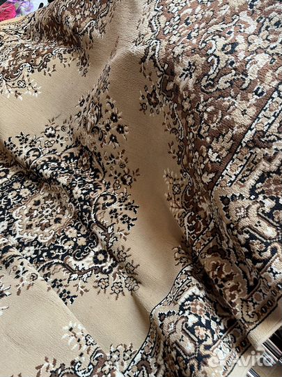 Ковер шерстяной ручной работы