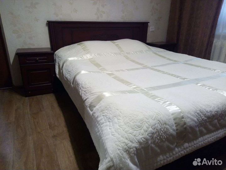 Спальный гарнитур бу