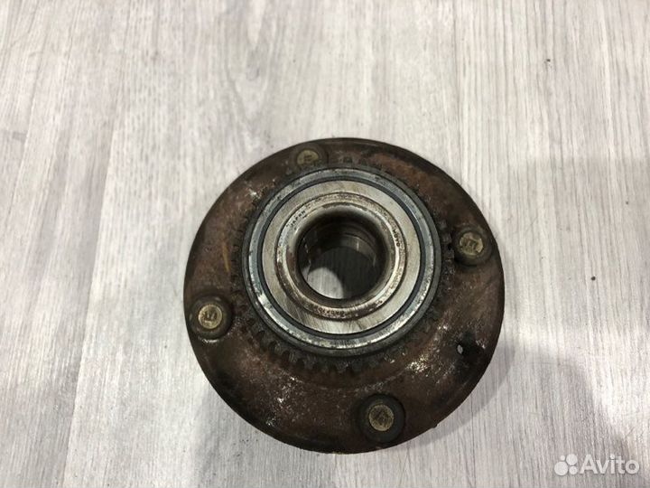 Ступица задняя правая Mitsubishi Lancer 9 4G18