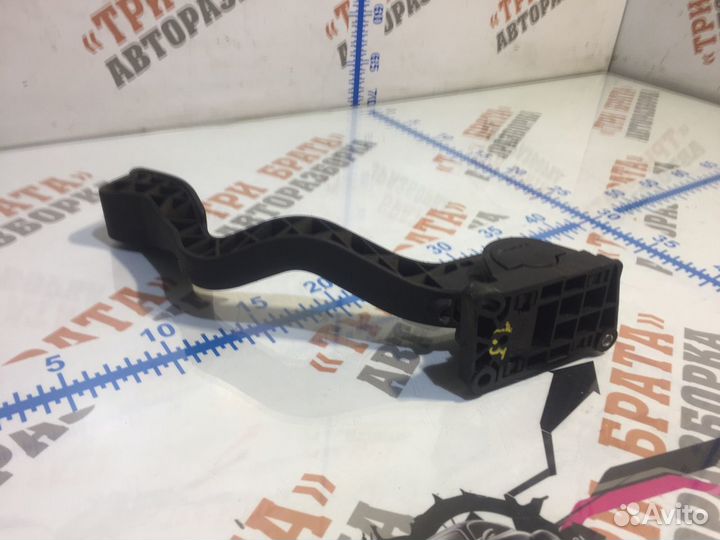 Пежо 307 Педаль газа электронная