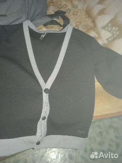 Чёрный пиджак школьный