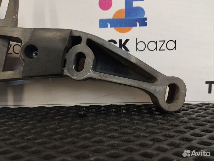 2630545 Кронштейн крепления интеркулера правый