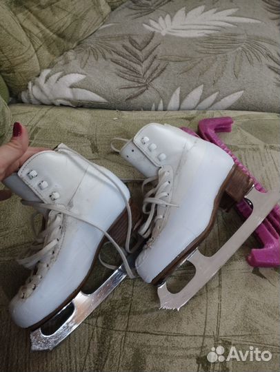 Фигурные коньки Risport