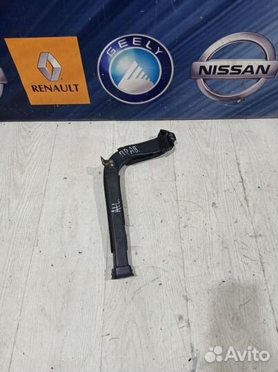 Патрубок печки отопителя Geely atlas Прав