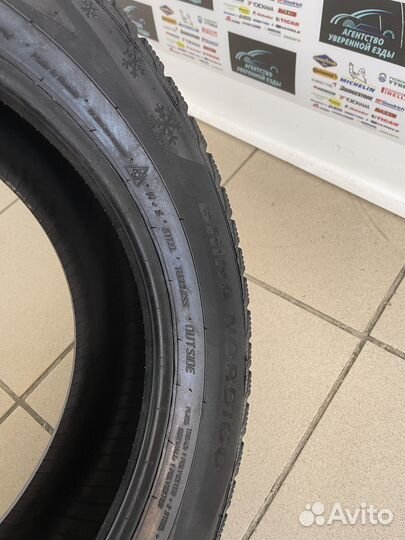 Viatti Brina Nordico V-522 215/55 R17 95T