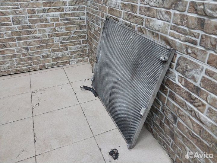 Радиатор кондиционера (конденсер) Toyota Land Crui