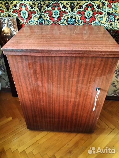 Швейная машинка ножная подольск