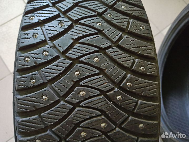 Dunlop Winter Maxx 235/45 R18