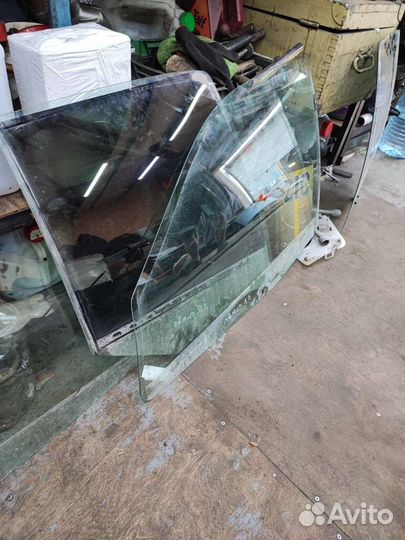 Стекла дверей Renault Symbol 1