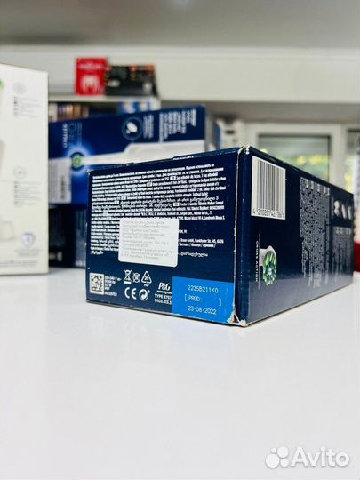 Электрическая зубная щетка Oral-B Vitality Pro