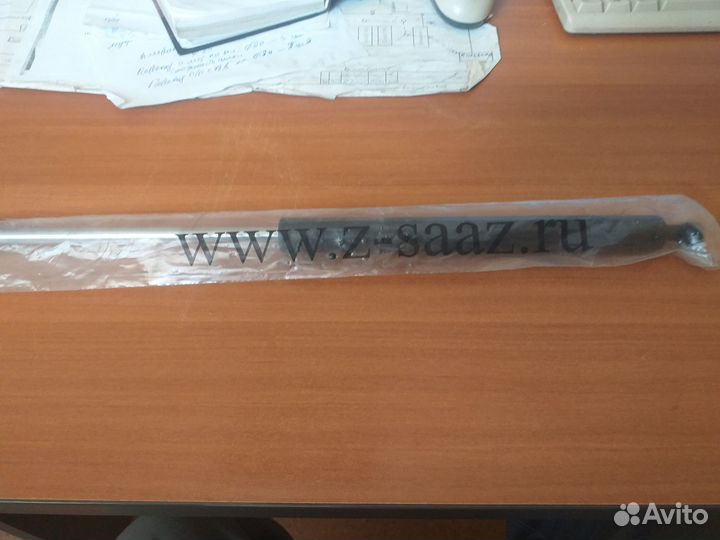 Амортизаторы багажника и капота