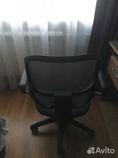 Продам компьютерное кресло