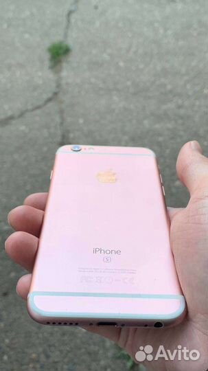 Телефон iPhone 6s