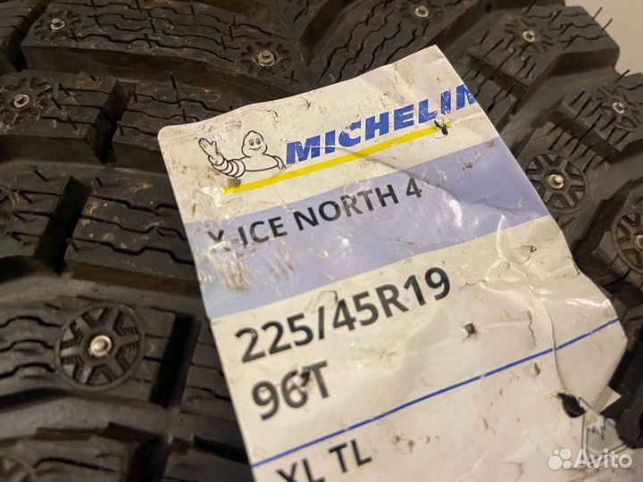 Michelin X-Ice North 4 225/45 R19 96T