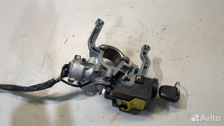 Замок зажигания Suzuki Grand Vitara XL-7, 2004