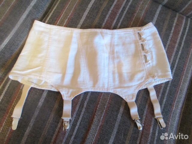 Пояс для чулок с пажами