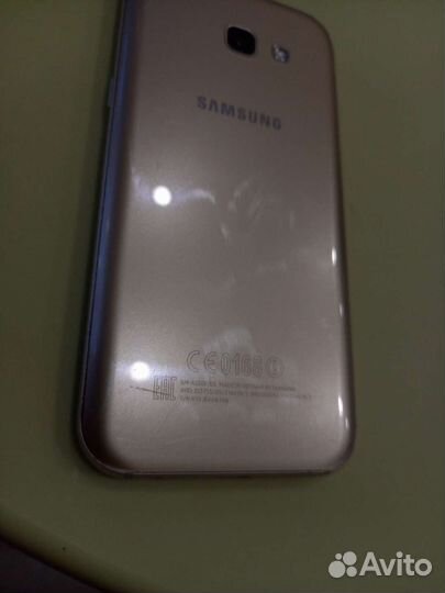 Телефон Samsung galaxy a5 2017