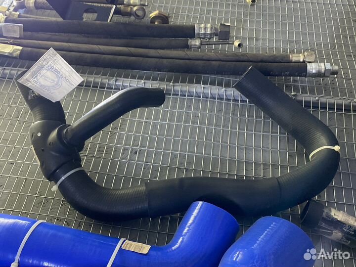 Патрубок радиатора, SC4, DT, 1.11571