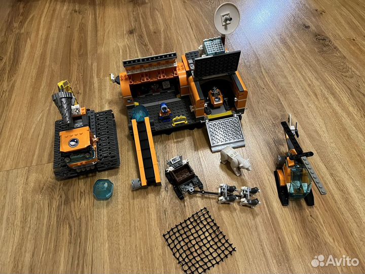 Lego city Арктическая база