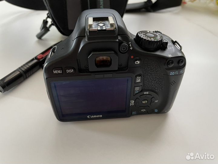 Зеркальный фотоаппарат canon 550d Kit 18-55mm