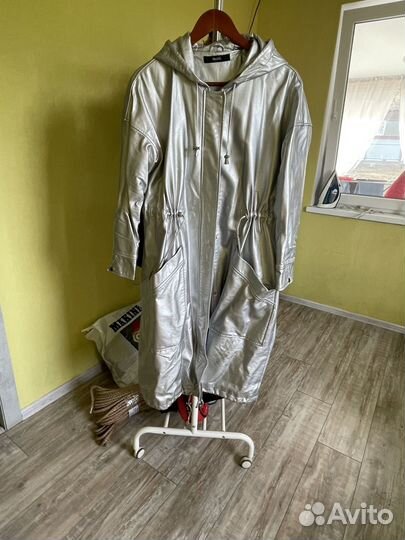 Пальто,плащ,безрукавка,пуховик