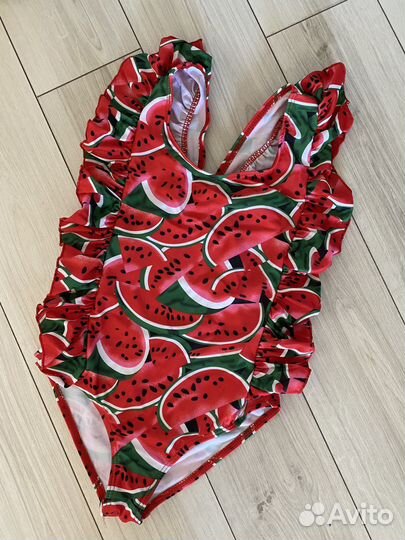 Купальник слитный для девочки новый 104-122