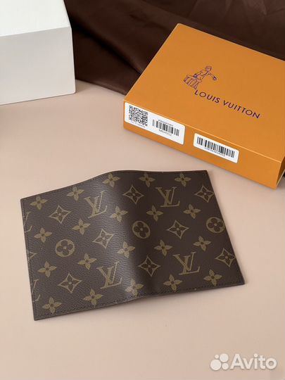 Обложка на паспорт Louis Vuitton новая