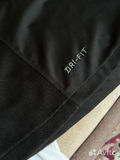 Лонгслив nike