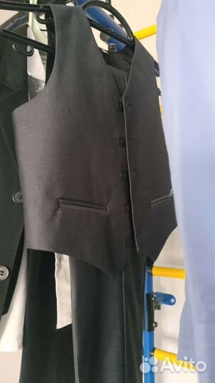 Рубашки и костюмы школьные