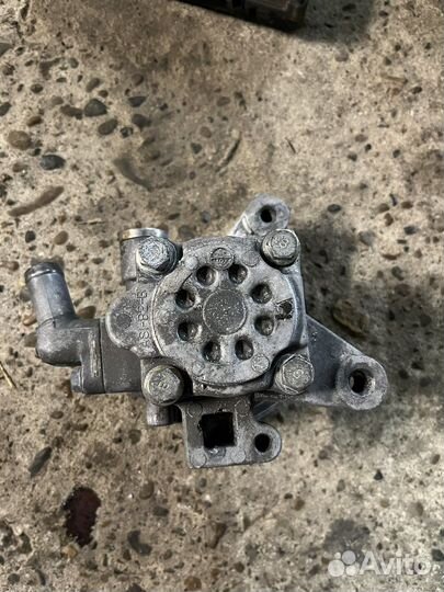 Насос гидроусилителя руля Honda Accord 6