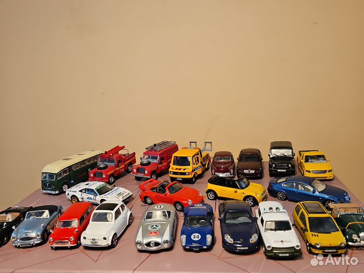 Коллекционные машинки Карарама,Бураго,Автобан 1:43