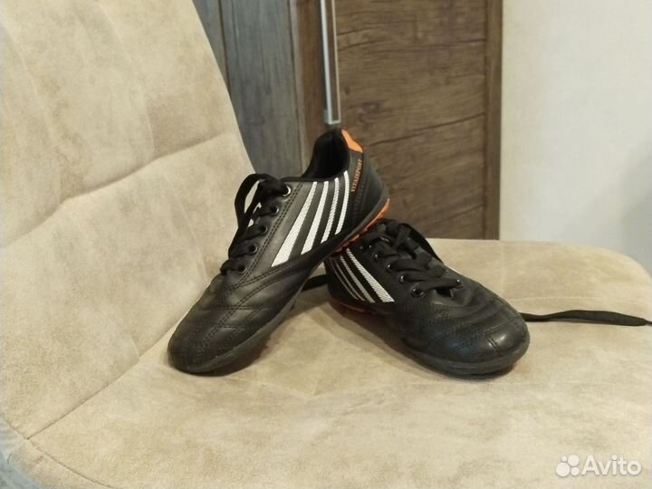 Футбольные бутсы 34размер