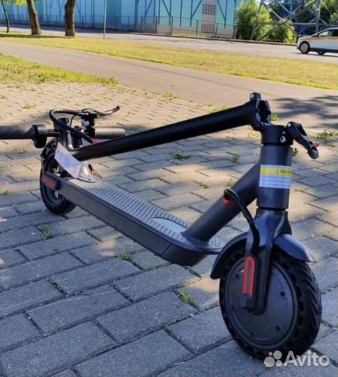 Электросамокат Xiaomi M365 Pro