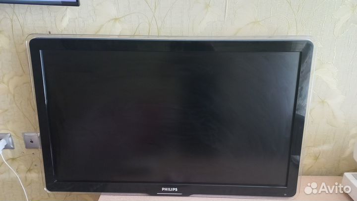 Телевизор Филипс с подсветкой