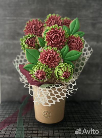 Пряники и букеты на День матери