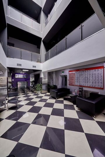 Гостиница, 1200 м²