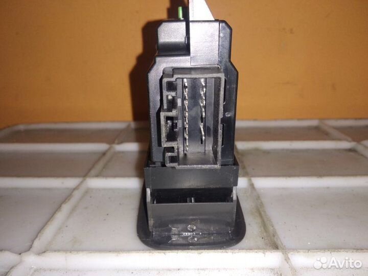 Кнопка стеклоподъемника Volvo Xc90 C30 D5244T18