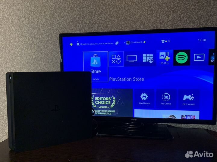 Sony PlayStation 4 Slim 1Tb 700 игр, подписка