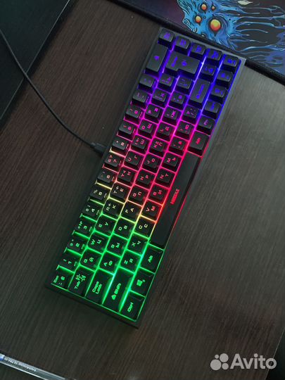 Игровая клавиатура с подсветкой