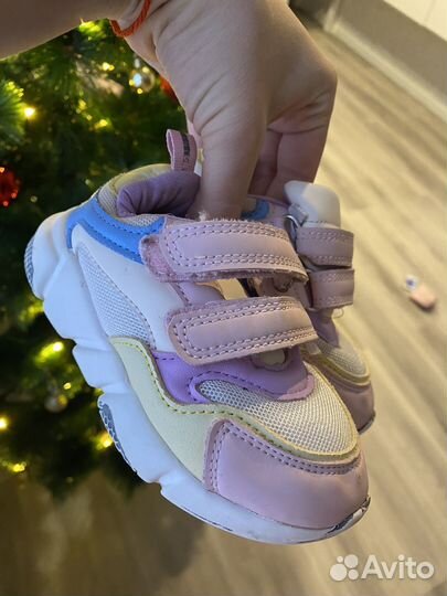 Кроссовки для девочки 25 размер