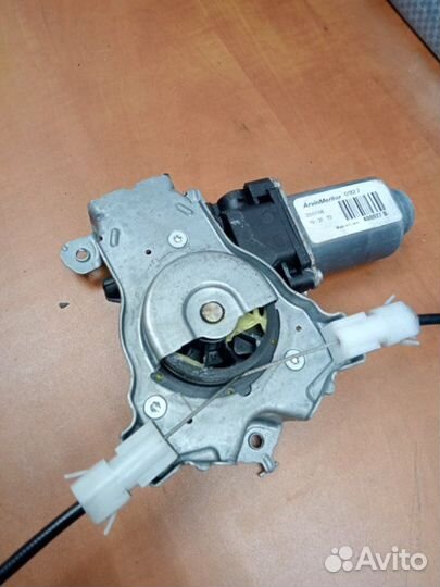 Стеклоподъемник электрический передний левый