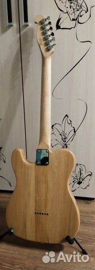 Электрогитара в виде Fender Telecaster Rockdale